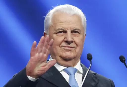 Former Ukrainian President Leonid Kravchuk addresses to supporters of former Ukrainian Prime Minister Yulia Tymoshenko during a campaign rally in Kyiv, Ukraine, Tuesday, Jan. 22, 2019. Kravchuk, who led Ukraine to independence amid the collapse of the Soviet Union and served as its first president, has died, a Ukrainian official said Tuesday, May 10, 2022. He was 88. (AP Photo/Efrem Lukatsky, file)