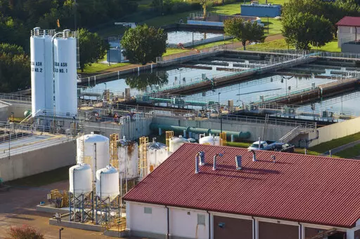 This is an aerial view of of the City of Jackson's O.B. Curtis Water Plant in Ridgeland, Miss., on Sept. 1, 2022. Local officials in Mississippi's capital city, where a late summer water crisis upended life for 150,00 people, approved an emergency plan Thursday, Nov. 10, 2022, to increase staffing at the city's two water treatment plants. (AP Photo/Steve Helber, File)