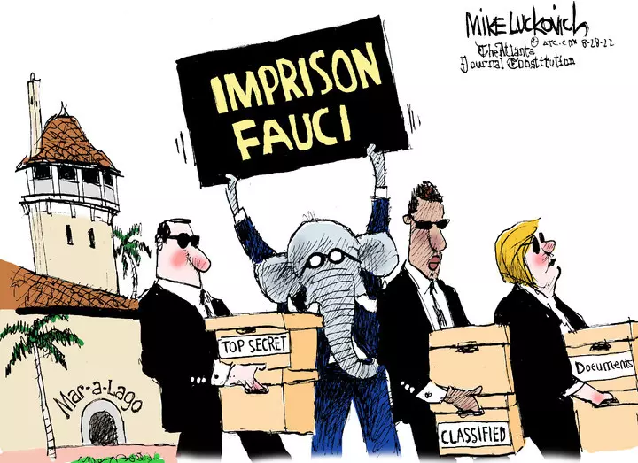 Mike Luckovich for Aug 28, 2022